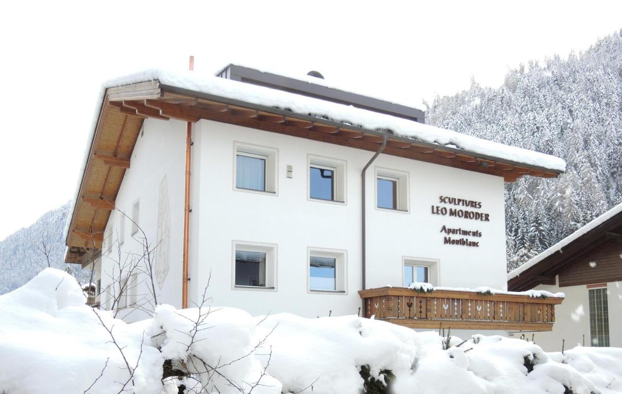 Apartments Montblanc Sella St. Ulrich in Gröden Exterior foto